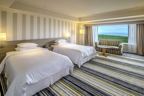 Phoenix Seagaia Ocean Tower