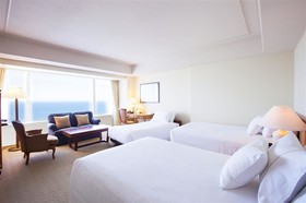 Phoenix Seagaia Ocean Tower