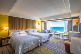 Phoenix Seagaia Ocean Tower