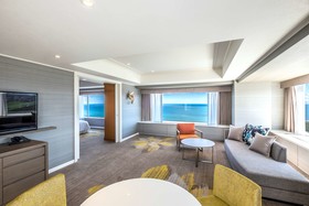 Phoenix Seagaia Ocean Tower