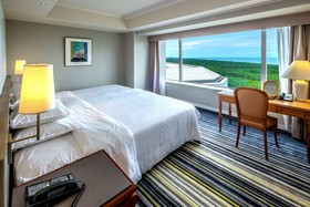 Phoenix Seagaia Ocean Tower