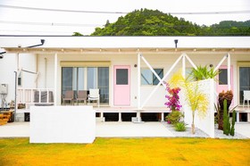 Shirahama Beach Garden