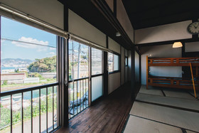 Hostel Dockhouse