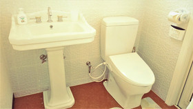 Aqua House