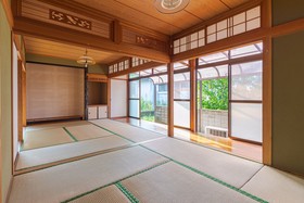 Sasayakanaouchi Shinjo Tarumizu