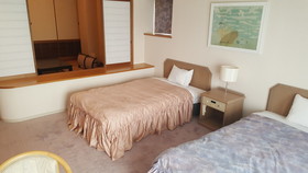 Benikea Yufuin Kinrinko Hotel Museum