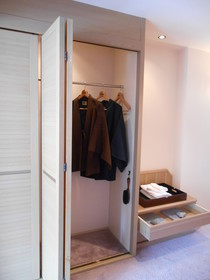 Benikea Yufuin Kinrinko Hotel Museum