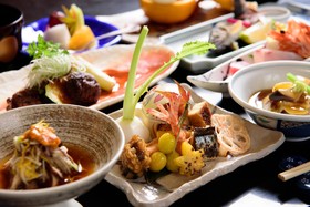 Yufuin Onsen Wafu Ryokan Tsuenosho