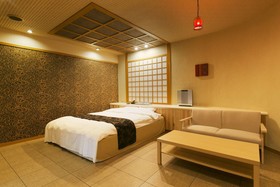 Hotel Atlantis Higashiosaka
