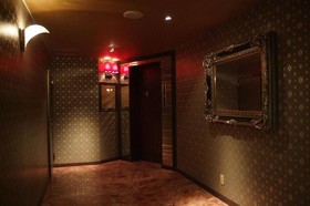Hotel Mint