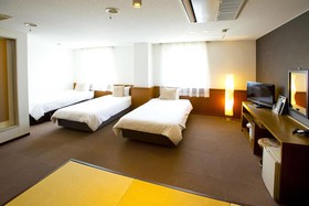 Garden Palace & Kansai Airport SPA