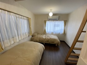 Amour Kobe East