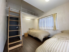 Amour Kobe East