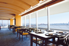 Kobe Meriken Park Oriental Hotel