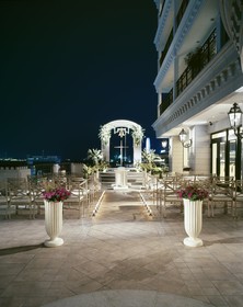 La Suite Kobe Harborland