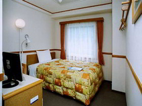 Toyoko Inn Kobe Sannomiya 2