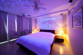 V Hotel