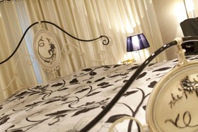 V Hotel