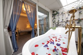 V Hotel