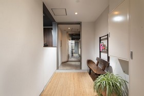 A&m House Enmachi Station