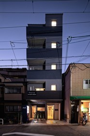 A&m House Enmachi Station