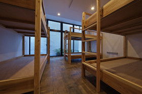Bird Hostel