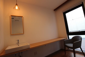 Bird Hostel