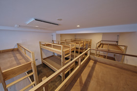 Bird Hostel