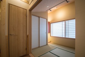 Blue Tengu Kujo Boutique Townhouse