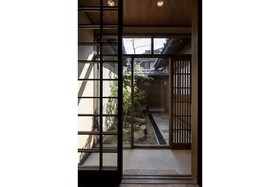 Choya Gosho-Minami