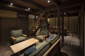 Choya Gosho-Minami