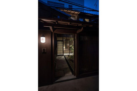 Choya Gosho-Minami