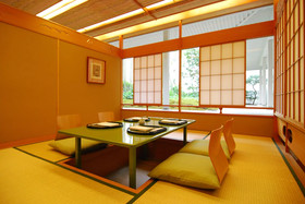 The Prince Kyoto Takaragaike, Autograph Collection