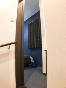 Guest House One More Heart Nishijin 1