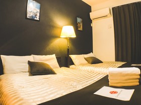 Guest House One More Heart Nishijin 1