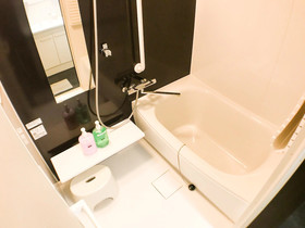 Guest House One More Heart Nishijin 1