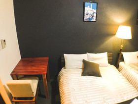Guest House One More Heart Nishijin 1