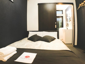Guest House One More Heart Nishijin 1