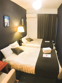 Guest House One More Heart Nishijin 1