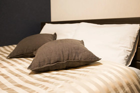 Guest House One More Heart Nishijin 1