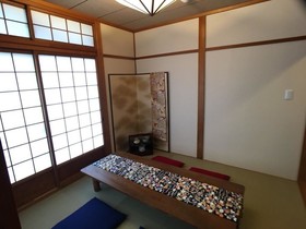 Hananobou Kinkakuji-michi