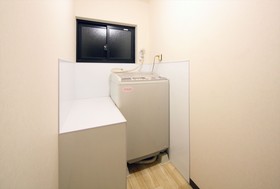 Hannari Shimizu Gojo