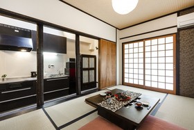 Higashiyama Jin