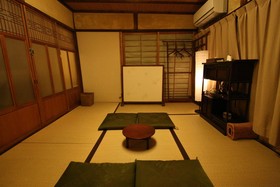 Hostel HARUYA