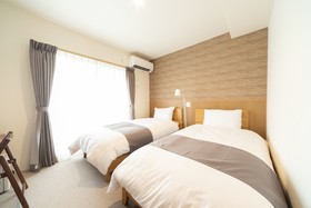 Kamogawa Higashi House