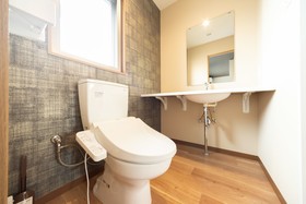Kamogawa Higashi House