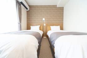 Kamogawa Higashi House