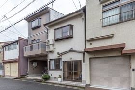 Kizuna House