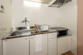 Kizuna House