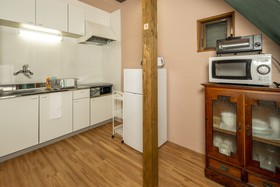 Kizuna House